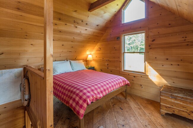 Building Photo - 378 Mill Rd