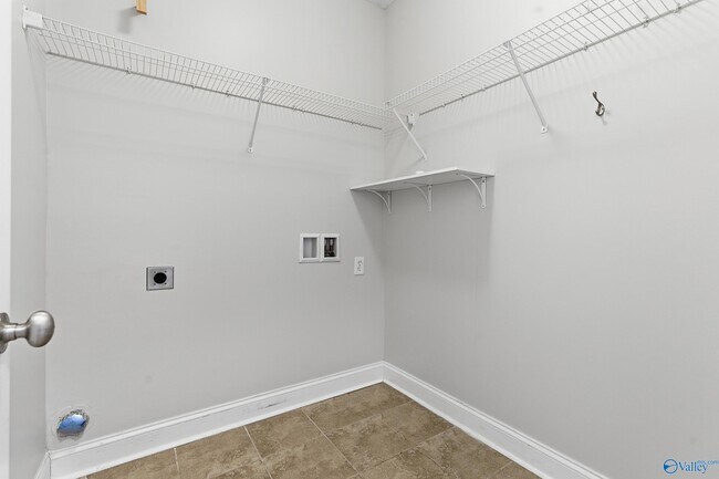 Building Photo - 7518 Parktrace Ln SE