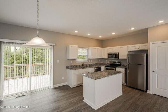 Building Photo - 6100 Port Antonio Rd