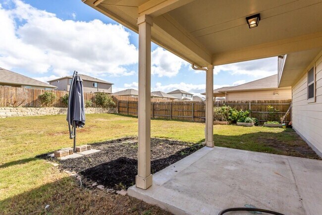Building Photo - 1124 Plateau Trail