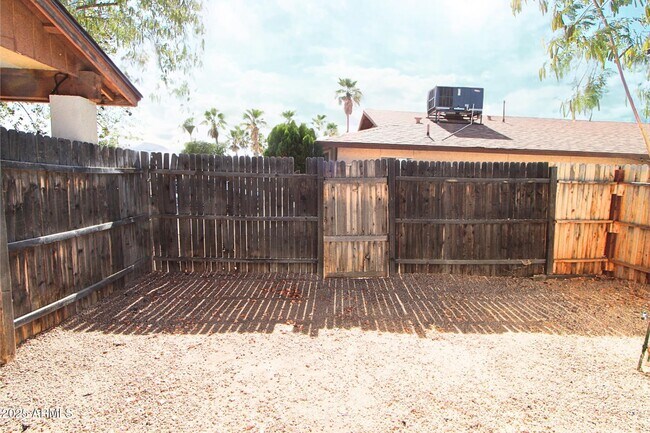 Building Photo - 4650 E Caballero St
