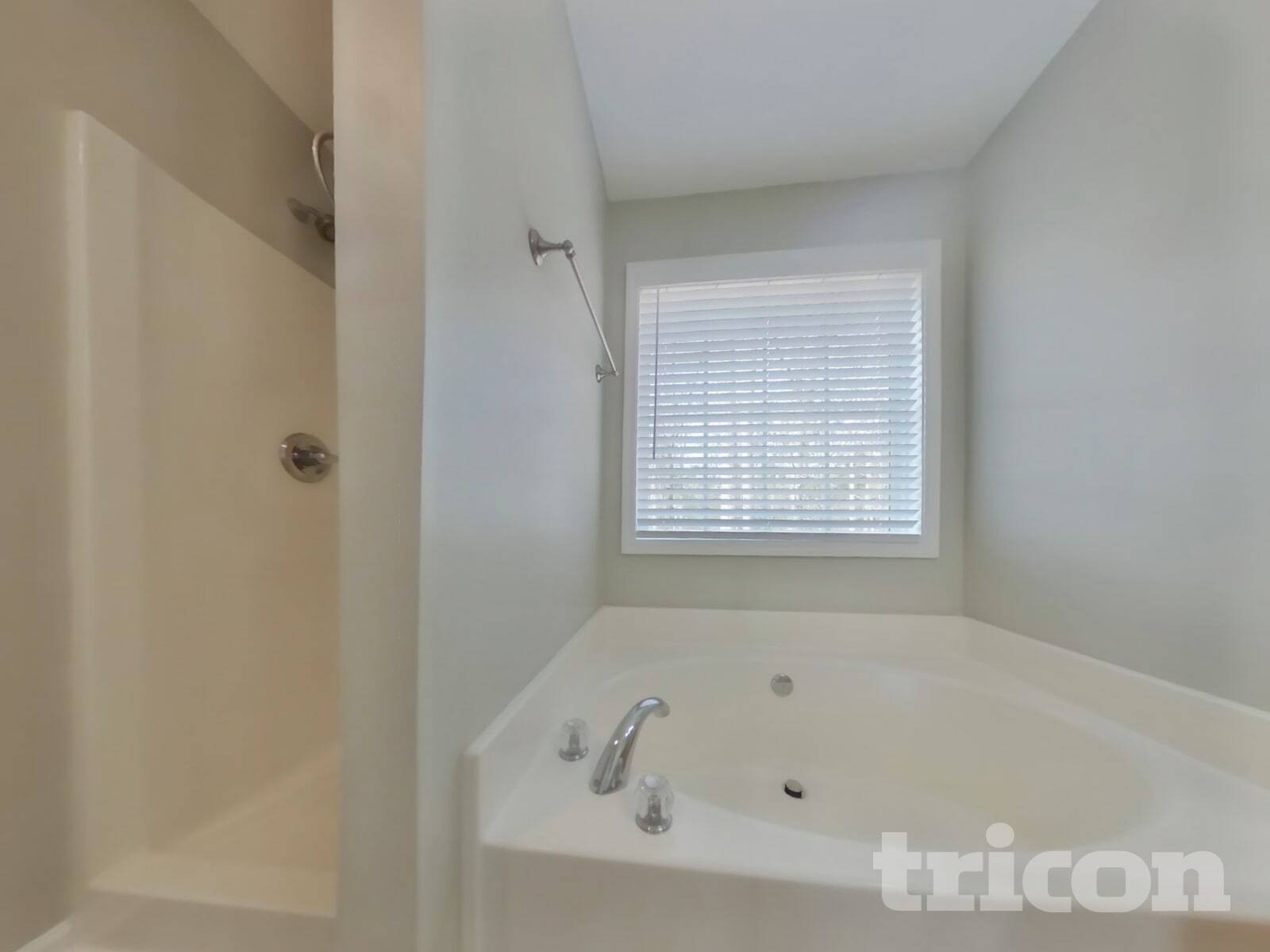Building Photo - 542 Meadow Spring Dr