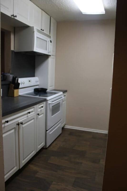 Building Photo - 10047 Westpark Dr