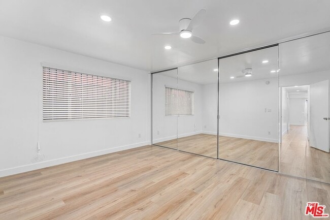 Building Photo - 122 Buccaneer St