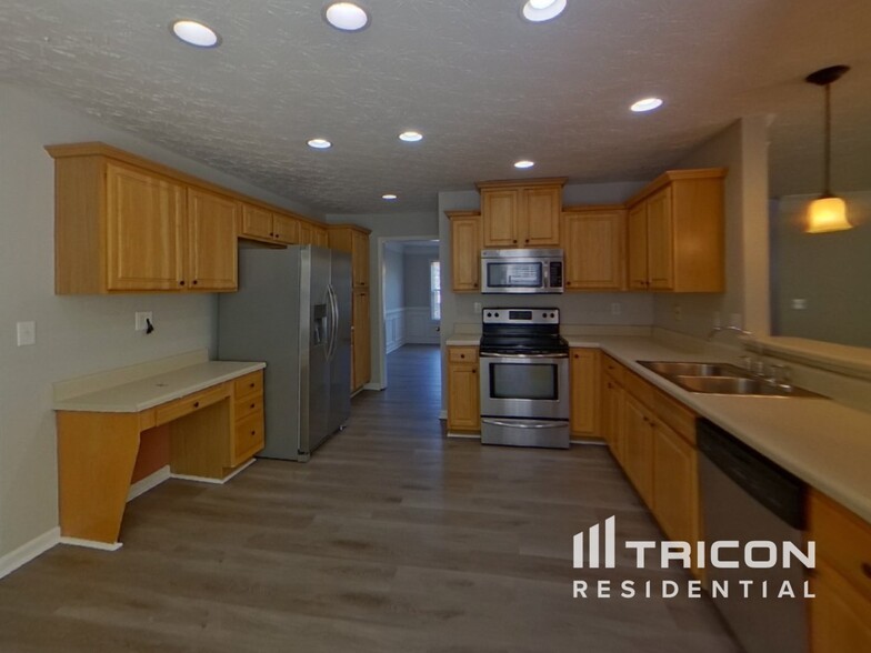Building Photo - 1531 Swan Valley Ct