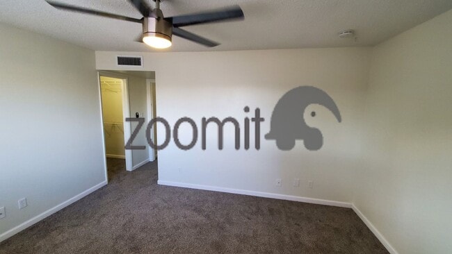 Building Photo - COOMING SOON! Beautifully upgraded house located in the vibrant city of Tempe, AZ