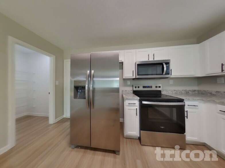 Building Photo - 4635 Christenbury Hills Ln