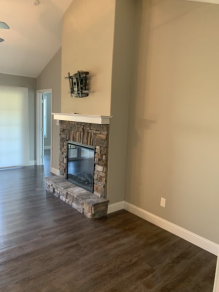 Building Photo - 3601 Meredith Lynn Wy