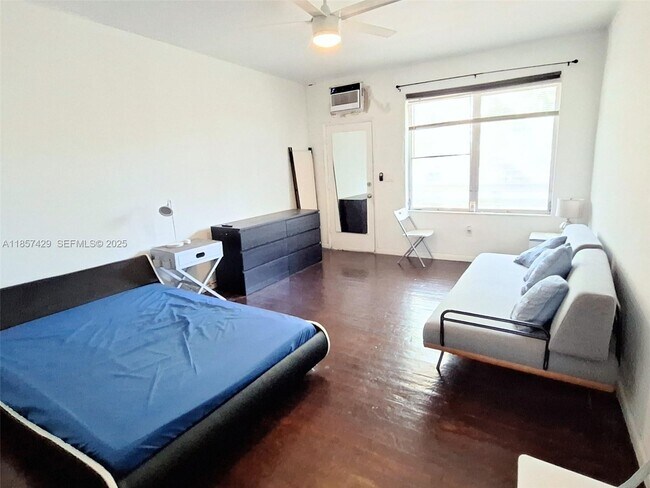 Building Photo - 1770 Meridian Ave