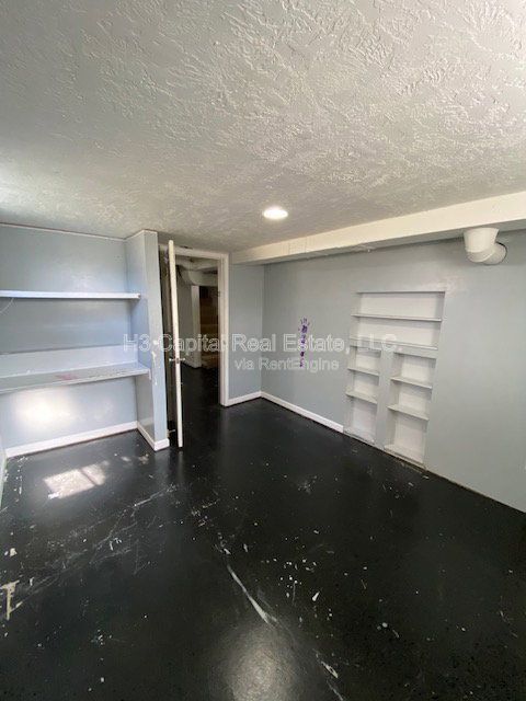 Building Photo - 1215 W Main St