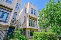 Building Photo - 5108 Lillian St