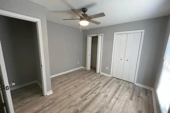 Building Photo - 9307 Lost Forest Dr