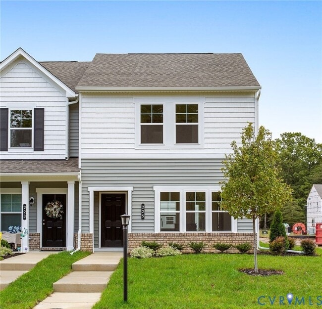 Building Photo - 231 Whiteside Rd