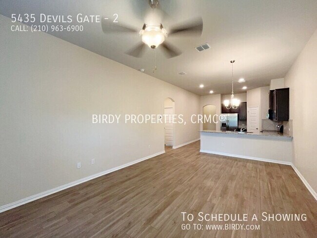 Building Photo - 5435 Devils Gate