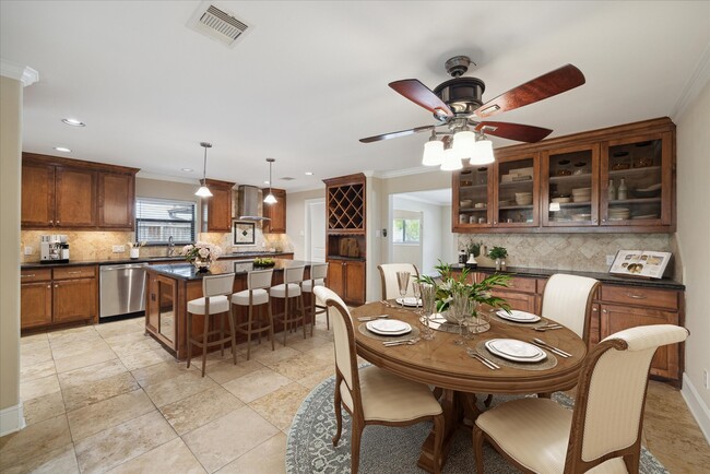 Primary Photo - 3207 Aberdeen Way