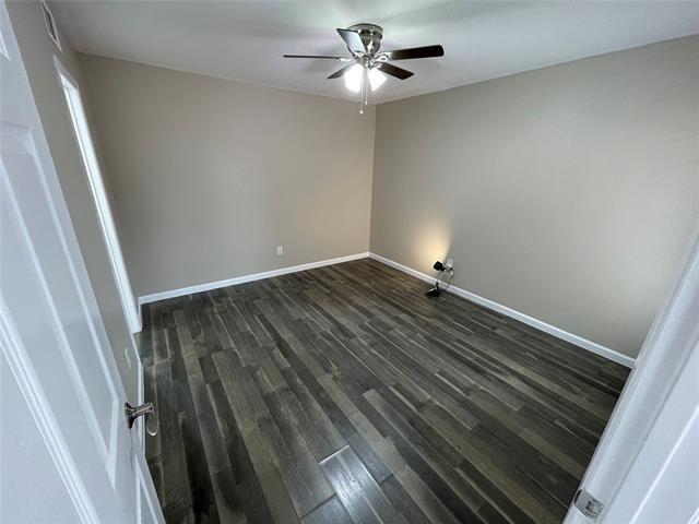 Building Photo - 3121 Park Ln