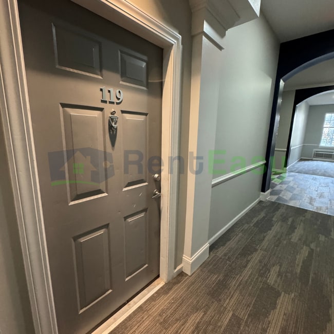 Building Photo - 1400 Granby St