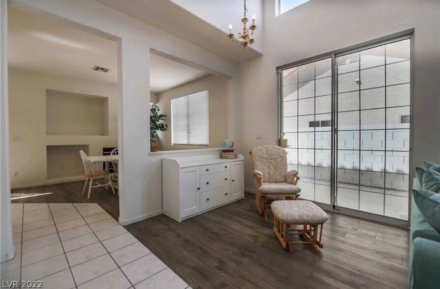 Building Photo - 1701 Park Mesa Ln