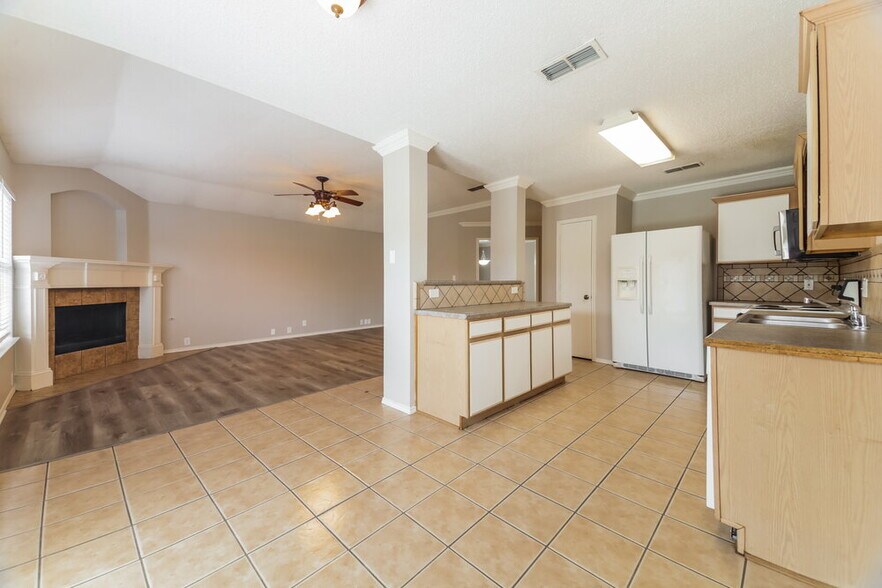 Building Photo - 3312 Bent Creek Dr