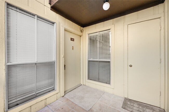 Building Photo - 1500 Bay Area Blvd