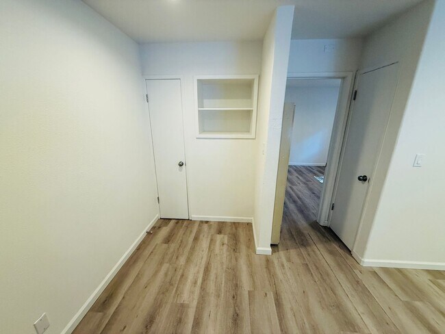 Building Photo - 950 Modesto Ave