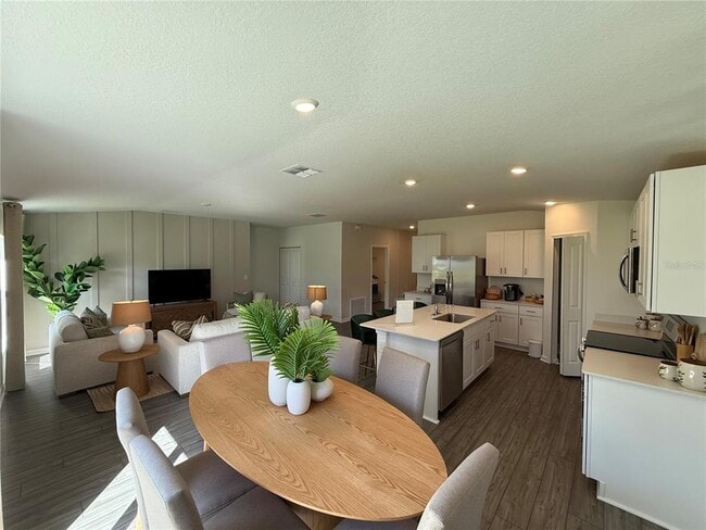 Building Photo - 4564 SW 84th St Rd