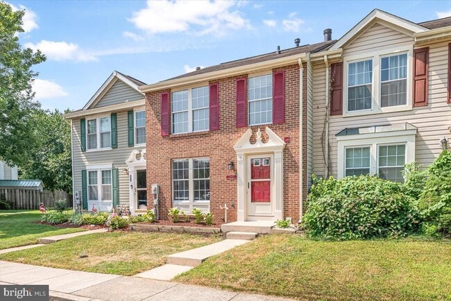 Building Photo - 1542 St Lawrence Ct