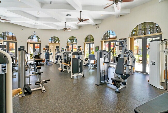 Building Photo - 8873 Via Brilliante