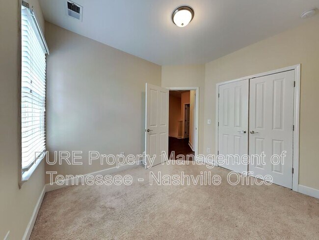 Building Photo - 1022 Rural Plains Cir