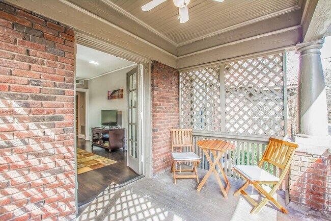 Building Photo - Charming 2 bed/1 bath in Poncey Highlands!