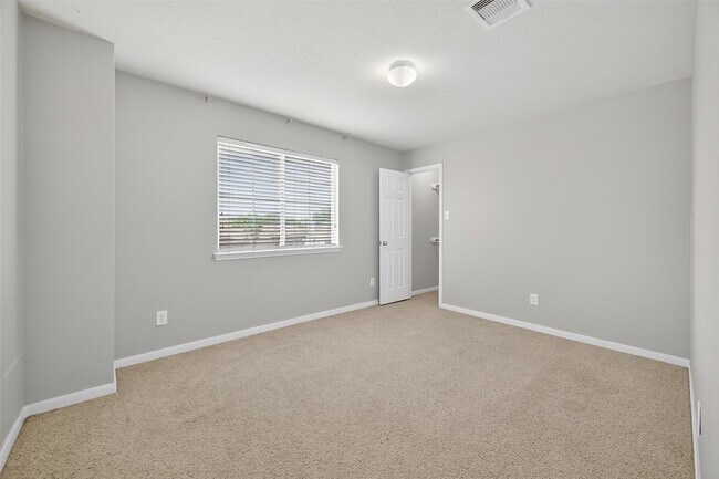 Building Photo - 12902 Crystal Reef Ct