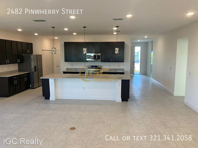 Building Photo - 2482 Pinwherry St