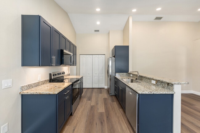 Building Photo - 6523 NW 109th Pl