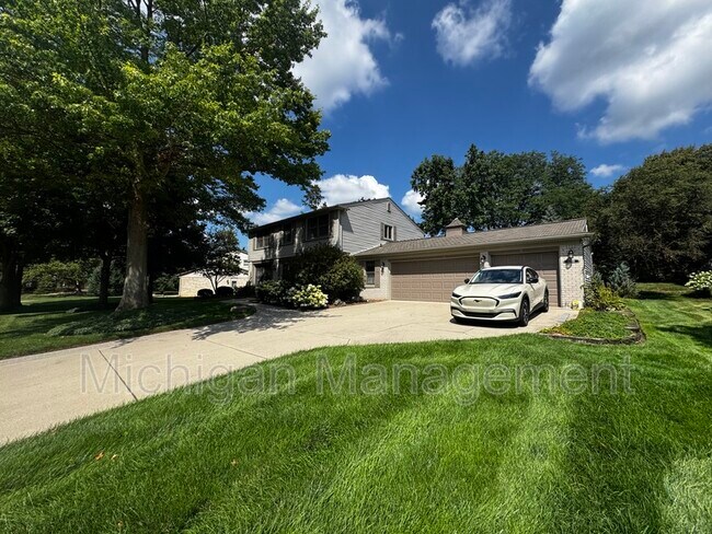 Building Photo - 42098 Banbury Rd