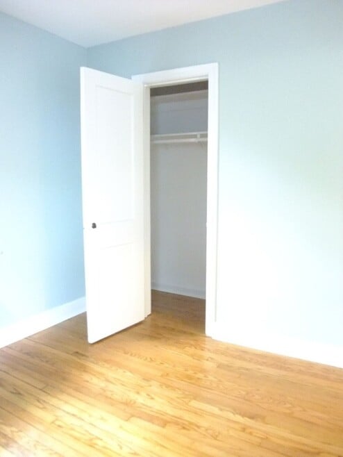 Building Photo - 8210 Greenwood Ave