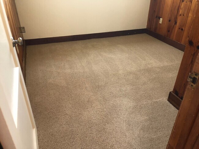 Building Photo - 1980 Sultana Dr