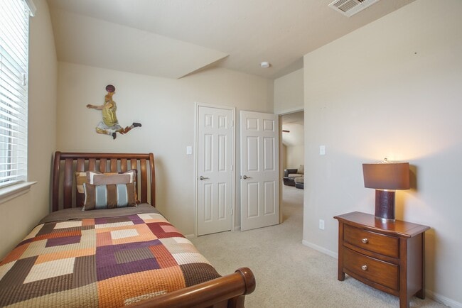 Building Photo - 166 Tortoise Creek Way