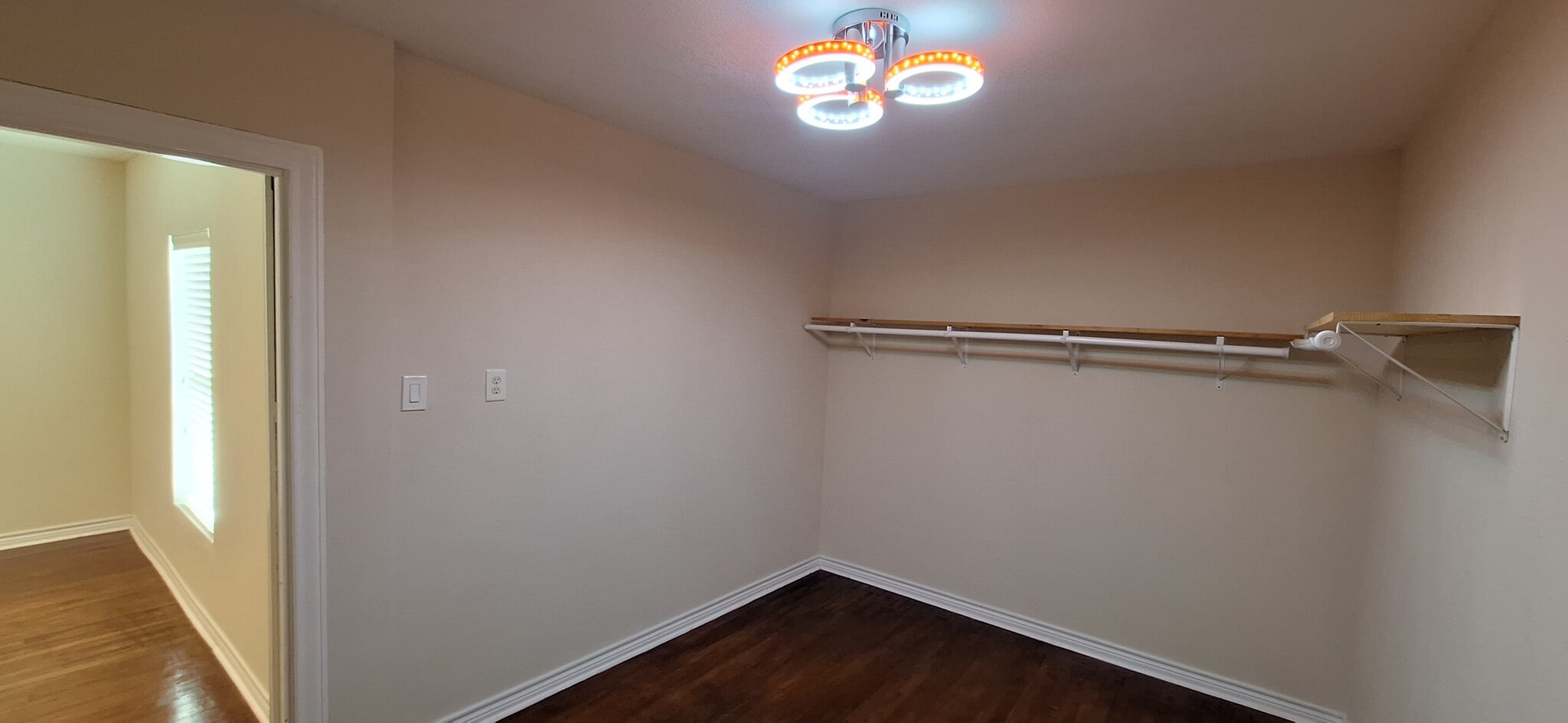 Building Photo - 7832 Elvera St