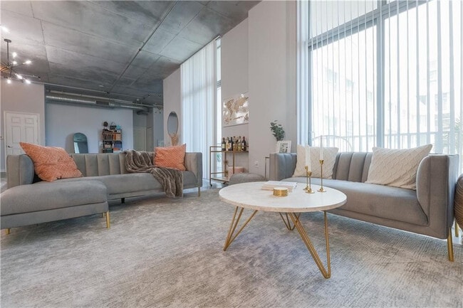 Building Photo - 2100 Van Buren St