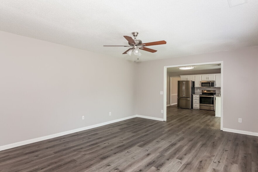 Building Photo - 9826 Baxter Caldwell Dr