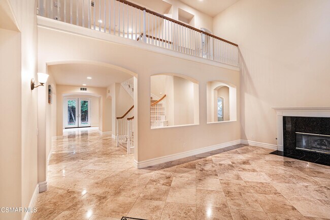 Building Photo - 5197 Via Jacinto