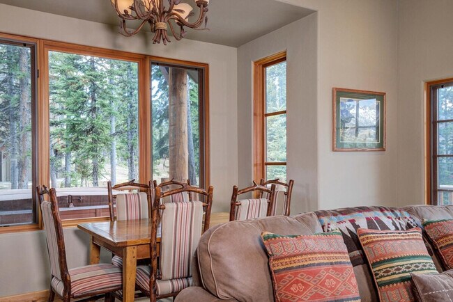 Building Photo - 12 Lower Mountain Home Road