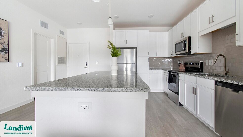 Building Photo - 12525 Tibbets Ln