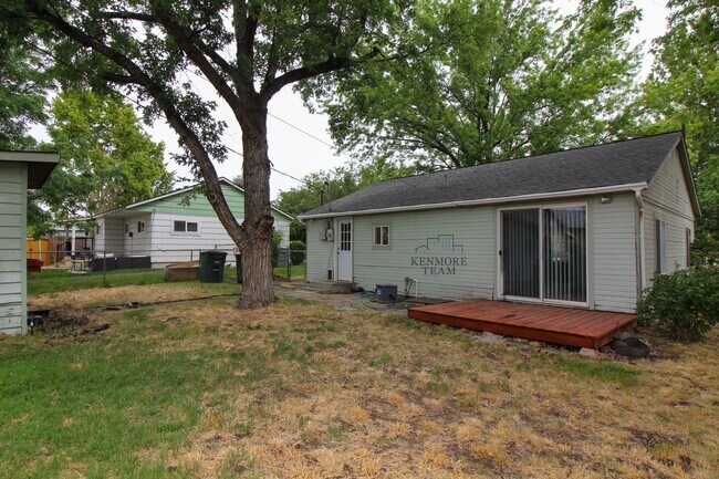 Building Photo - 3 Bed, 1 Bath Home in Central Richland