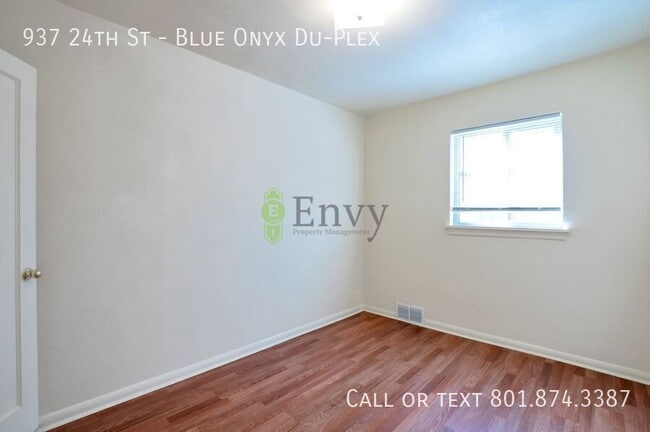Building Photo - 937 24th St