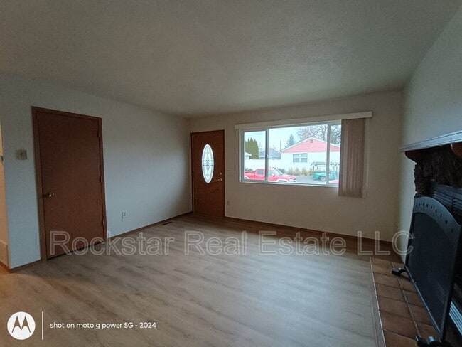 Building Photo - 5601 N Morton St