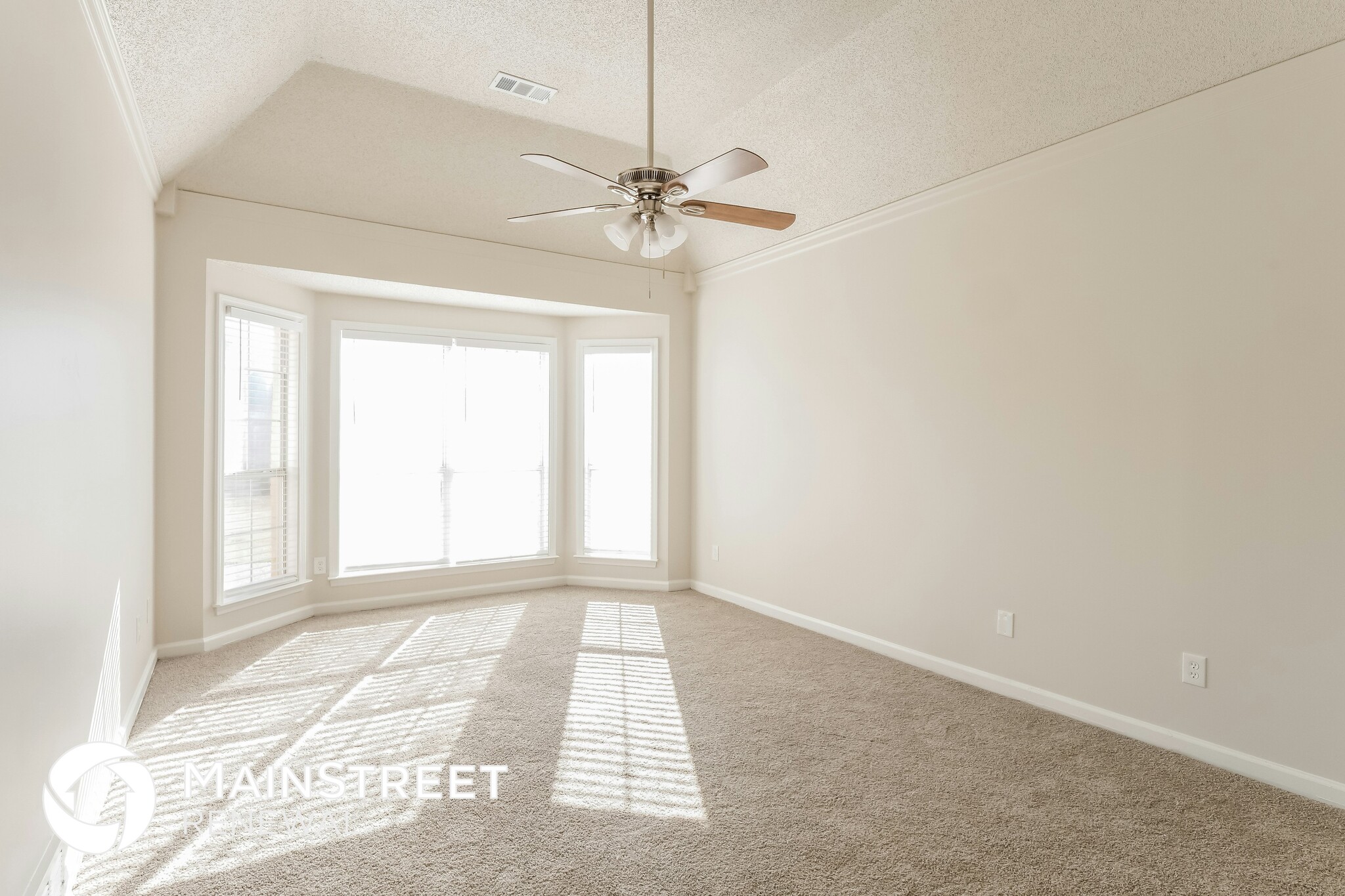 Building Photo - 7317 Pinnacle Farms Dr