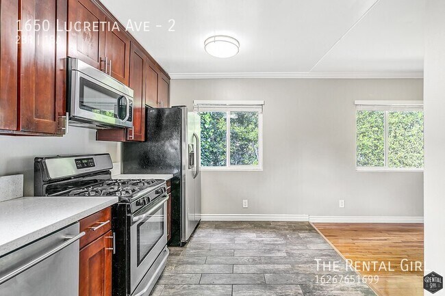 Building Photo - 1650 Lucretia Ave
