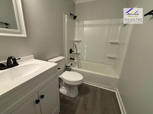 Building Photo - 415 Atwell Dr