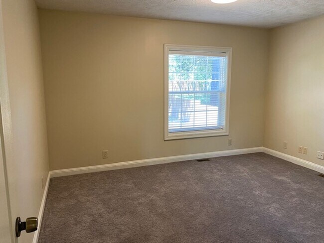Building Photo - COMING SOON!!! GATED - STONE MEADOW SUBDIV...